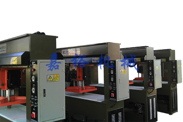 液壓龍門式裁斷機：工業製造中的利器